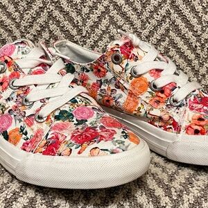 Blowfish Malibu Floral Canvas Lace-Up Sneakers